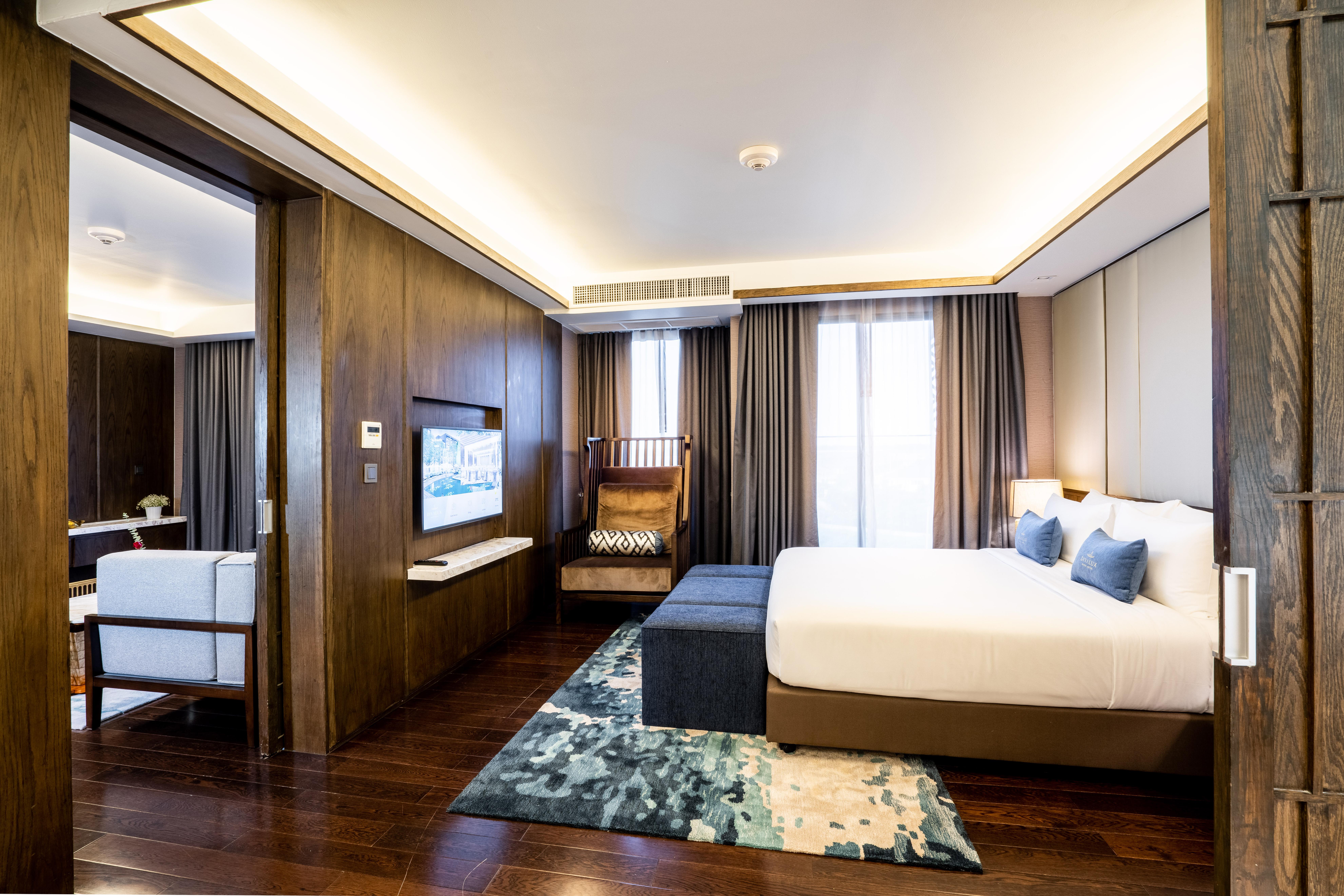 Divalux & Bangkok, Suvarnabhumi Airport-free Shuttle 曼谷