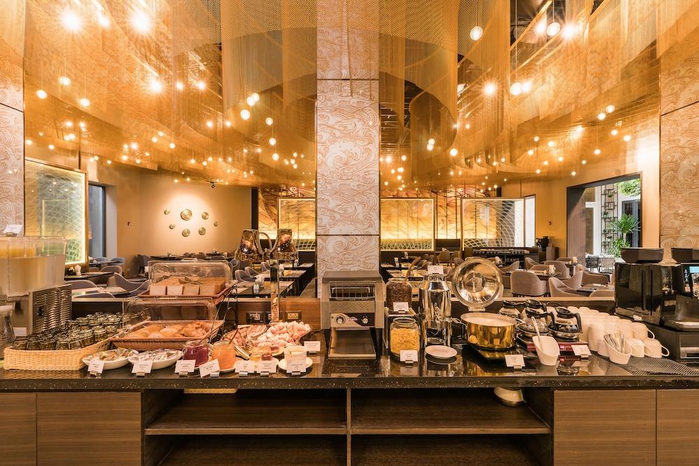 Divalux & Bangkok, Suvarnabhumi Airport-free Shuttle 酒店 5*